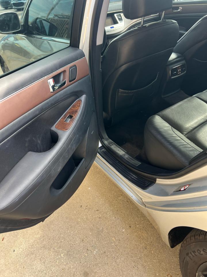 Hyundai Genesis 3.8L 2009