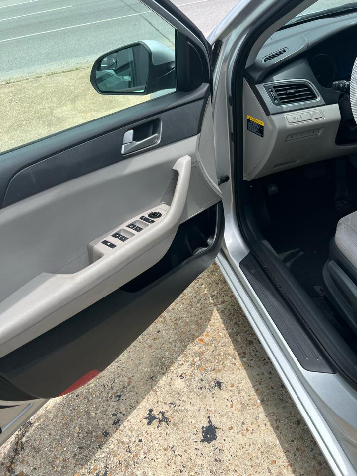Hyundai Sonata SE 2016