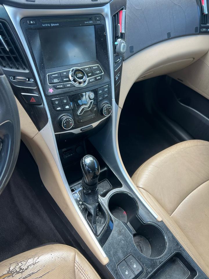 Hyundai Sonata Limited Auto 2011