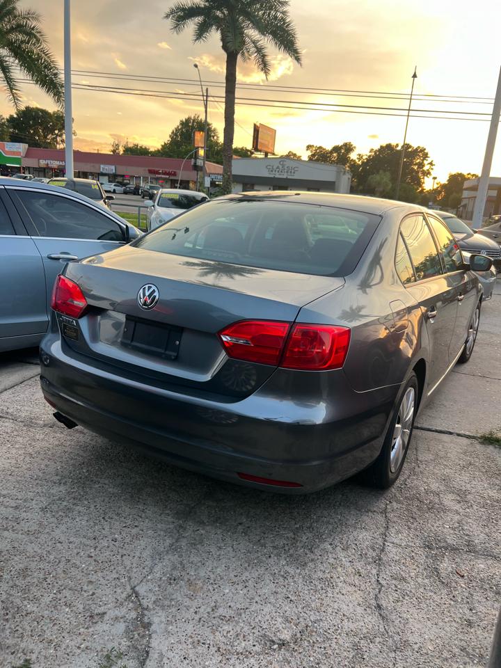 Volkswagen Jetta S 2011