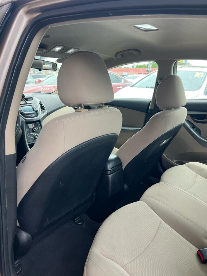 Hyundai Elantra Limited 2014