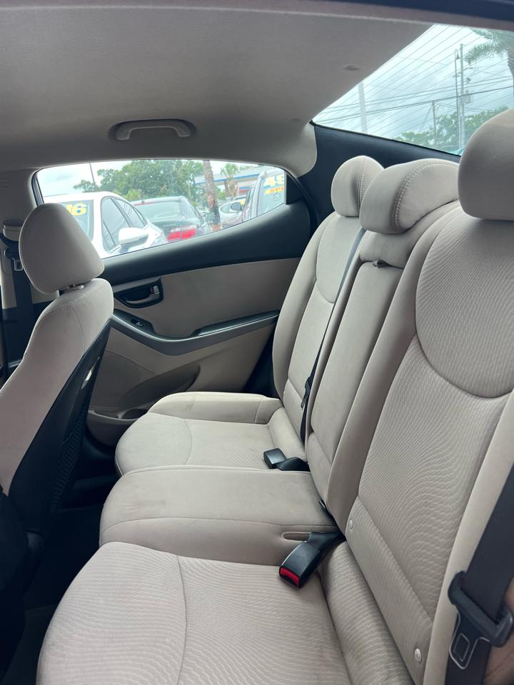 Hyundai Elantra Limited 2014