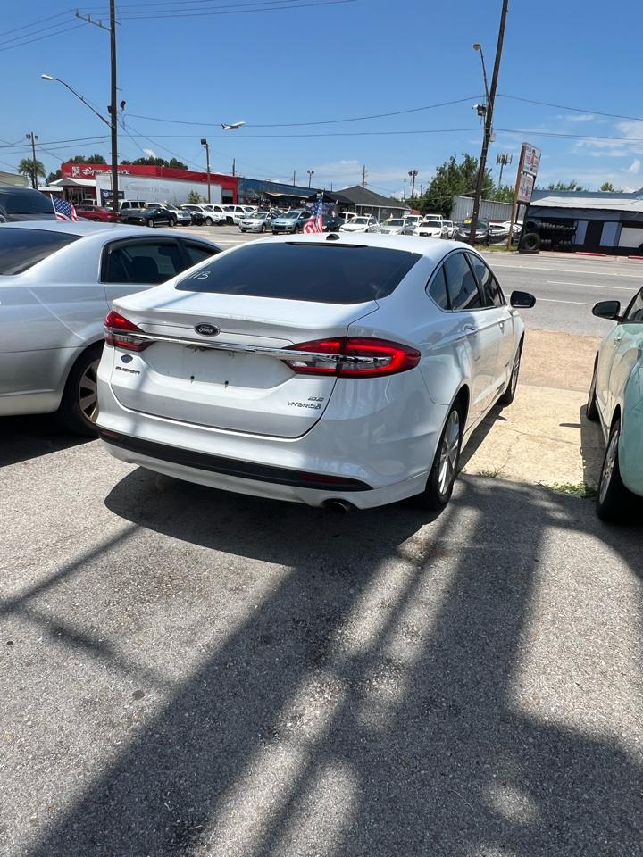 Ford Fusion Hybrid SE 2018