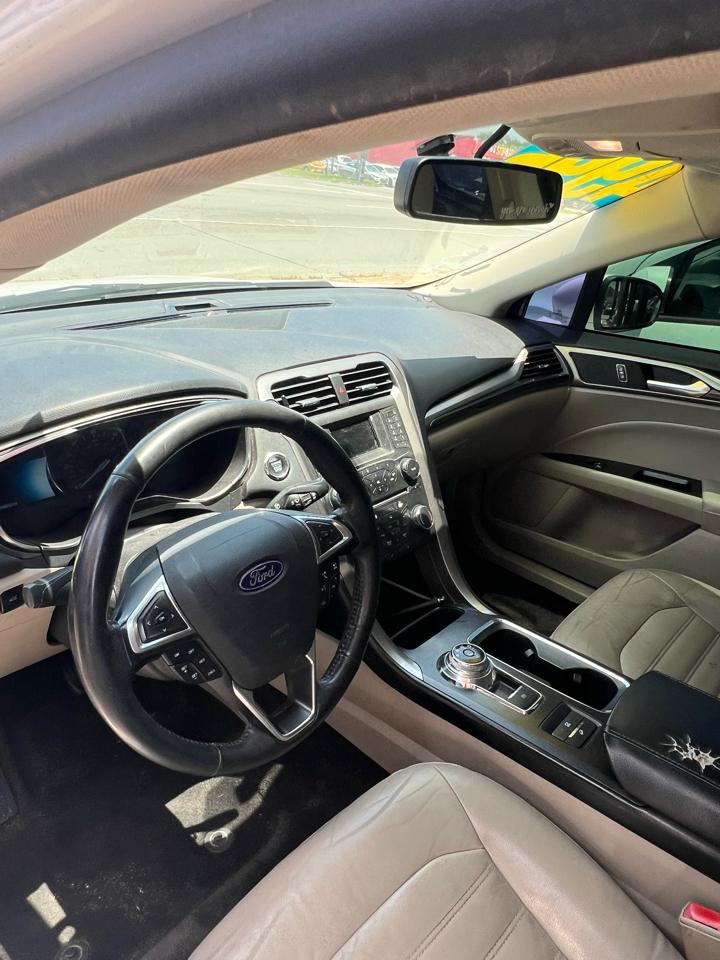 Ford Fusion Hybrid SE 2018