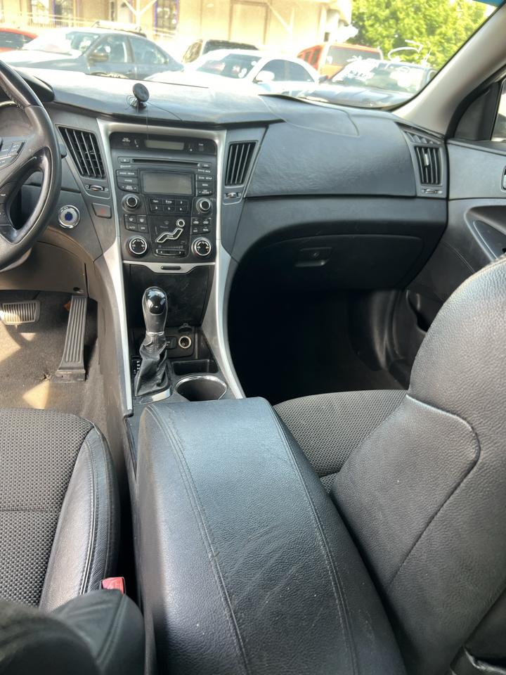 Hyundai Sonata Limited Auto 2012