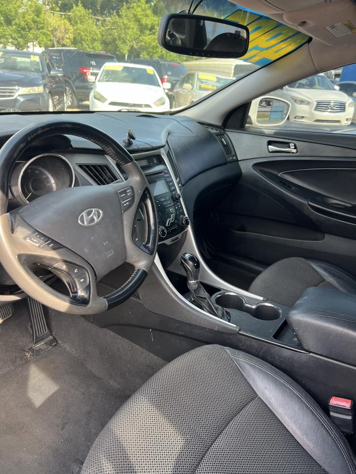 Hyundai Sonata Limited Auto 2012