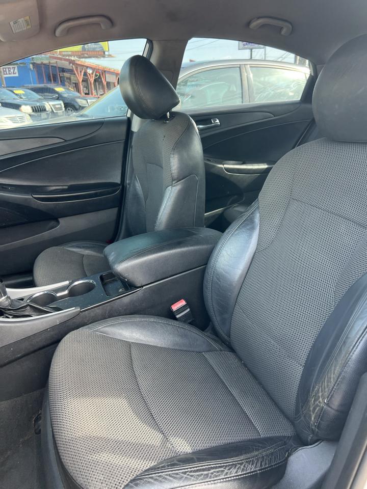 Hyundai Sonata Limited Auto 2012