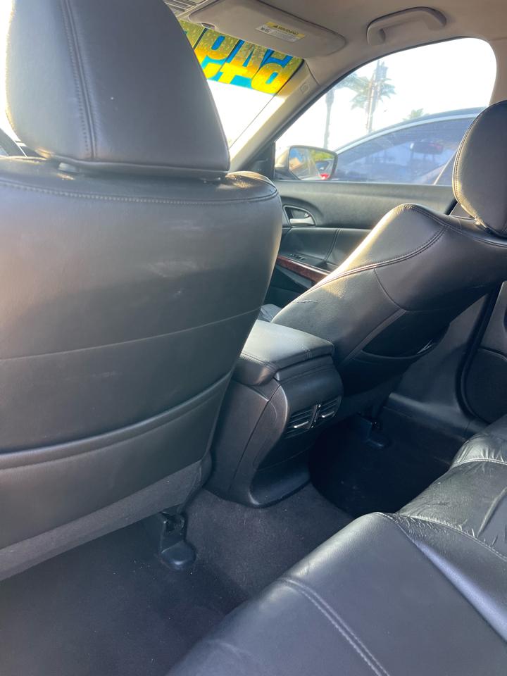 Honda Crosstour EX-L V-6 2WD w/ Navigation 2012