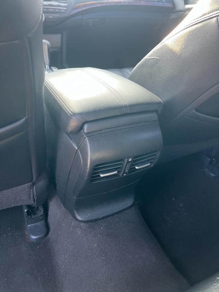 Honda Crosstour EX-L V-6 2WD w/ Navigation 2012
