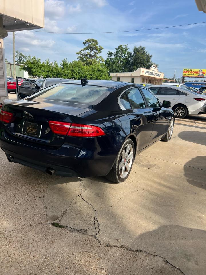 Jaguar XE 25t Premium 2018