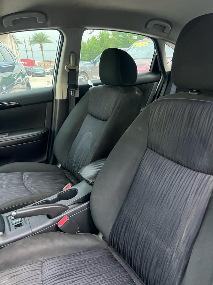 Nissan Sentra S CVT 2019