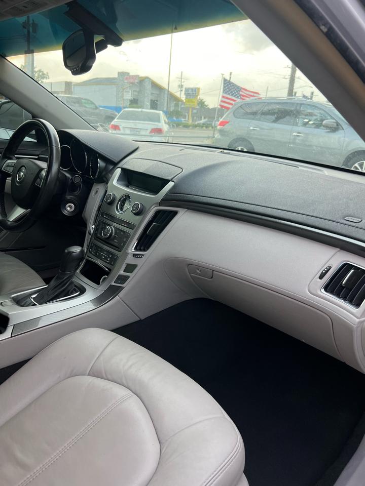 Cadillac CTS 3.0L Base 2011