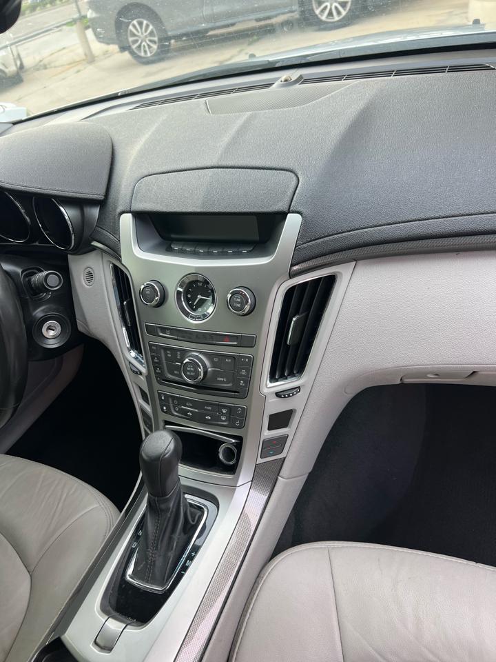 Cadillac CTS 3.0L Base 2011