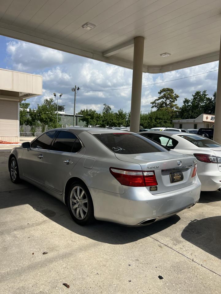 Lexus LS 460 Luxury Sedan 2007