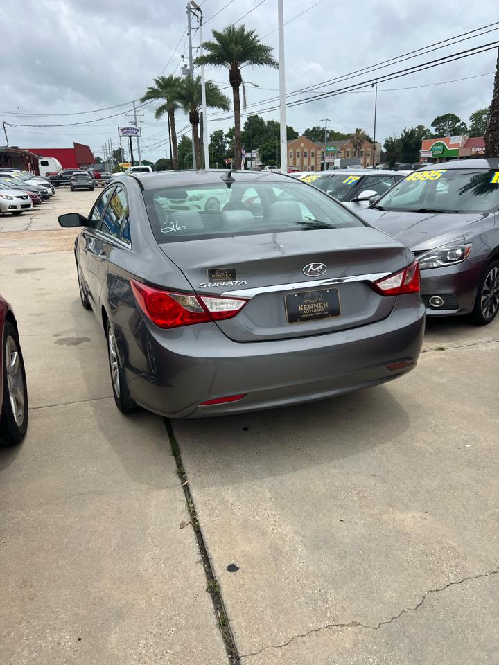 Hyundai Sonata GLS Manual 2012
