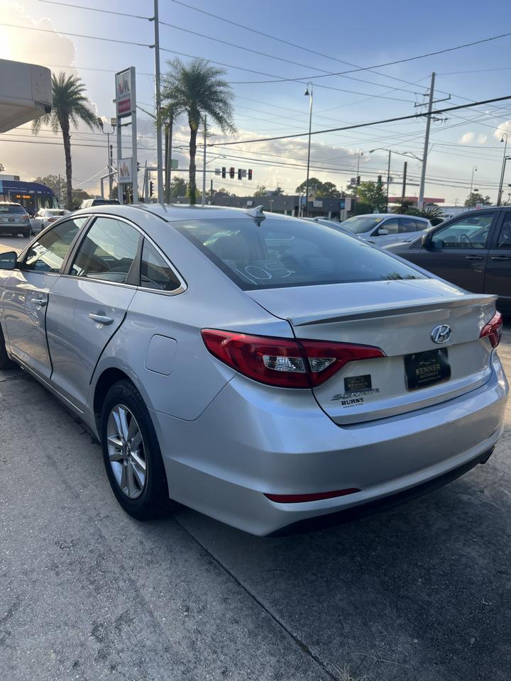 Hyundai Sonata SE 2015