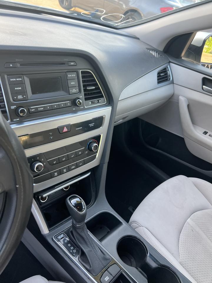 Hyundai Sonata SE 2015