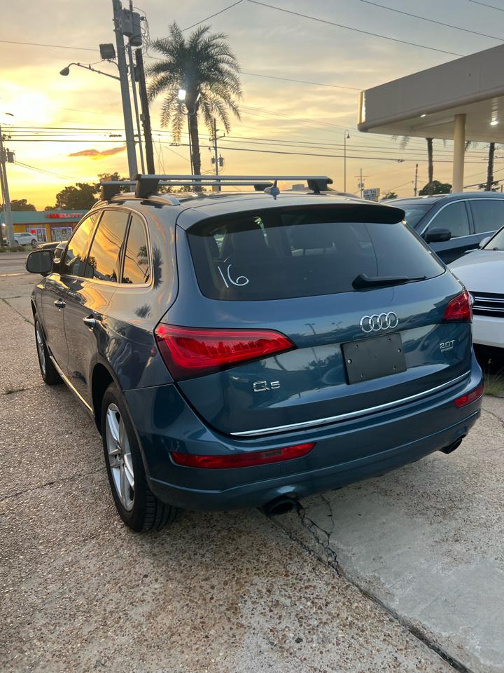 Audi Q5 2.0T Premium quattro 2016