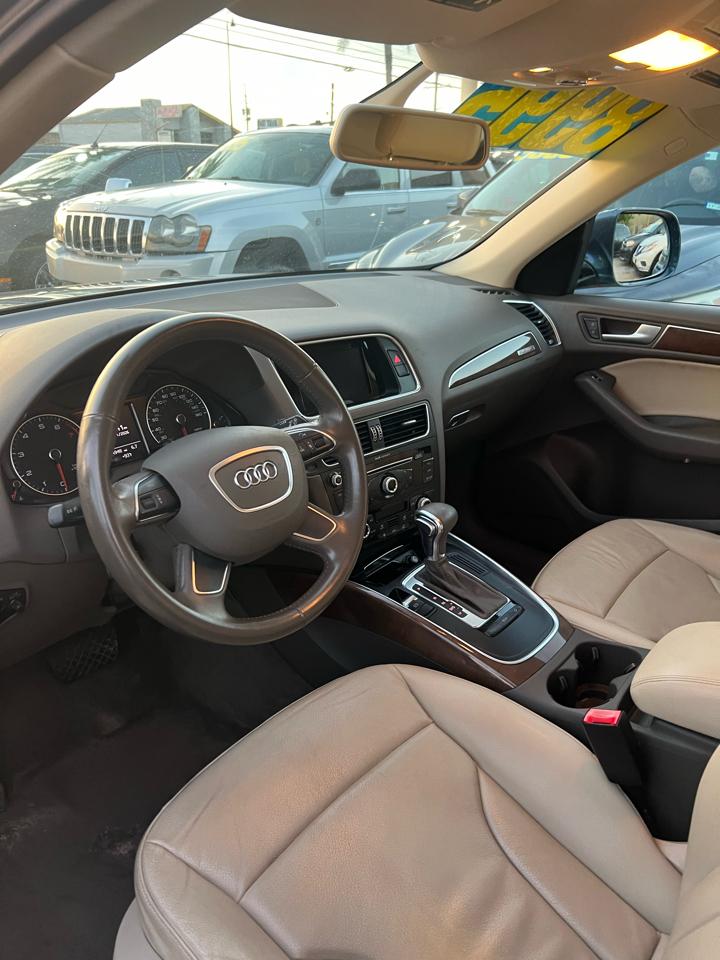 Audi Q5 2.0T Premium quattro 2016