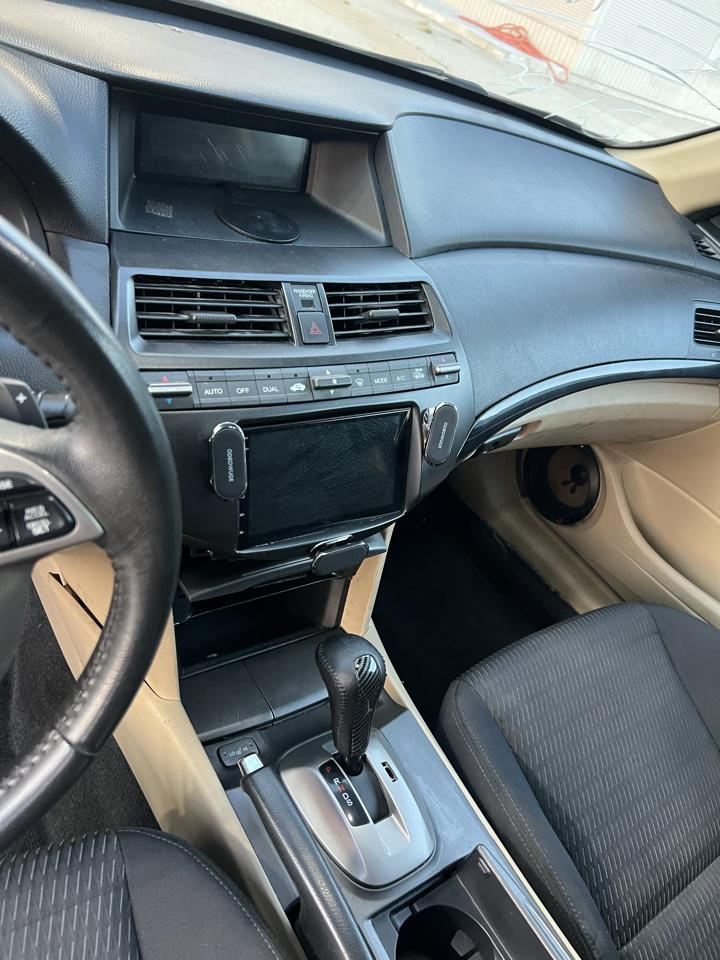 Honda Accord EX-L V6 Coupe AT 2012