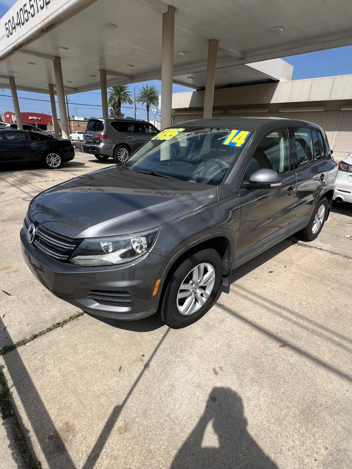Volkswagen Tiguan S 2014