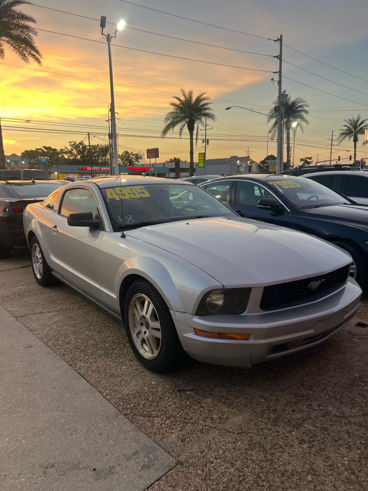 Ford Mustang V6 Premium Coupe 2008