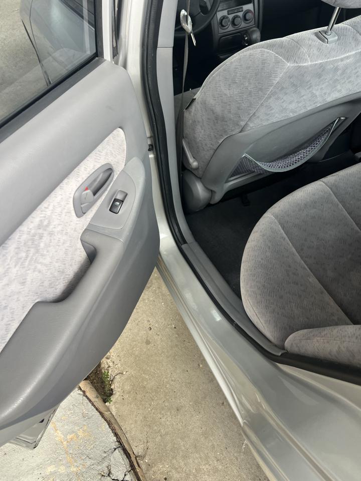 Hyundai Elantra GLS 4-Door 2006