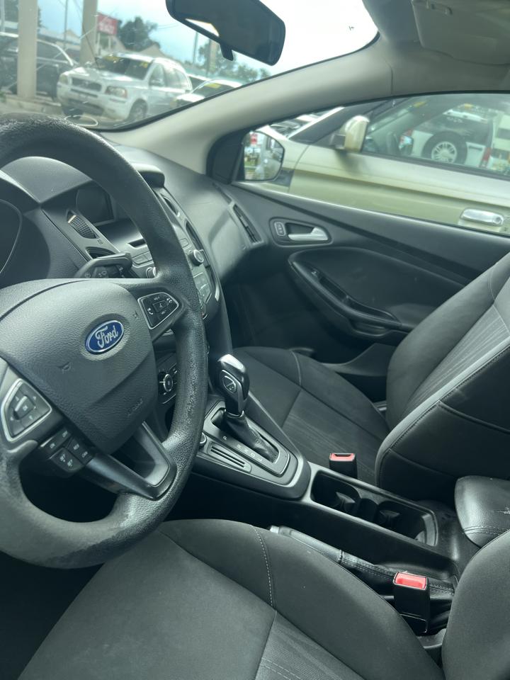 Ford Focus SE Sedan 2015