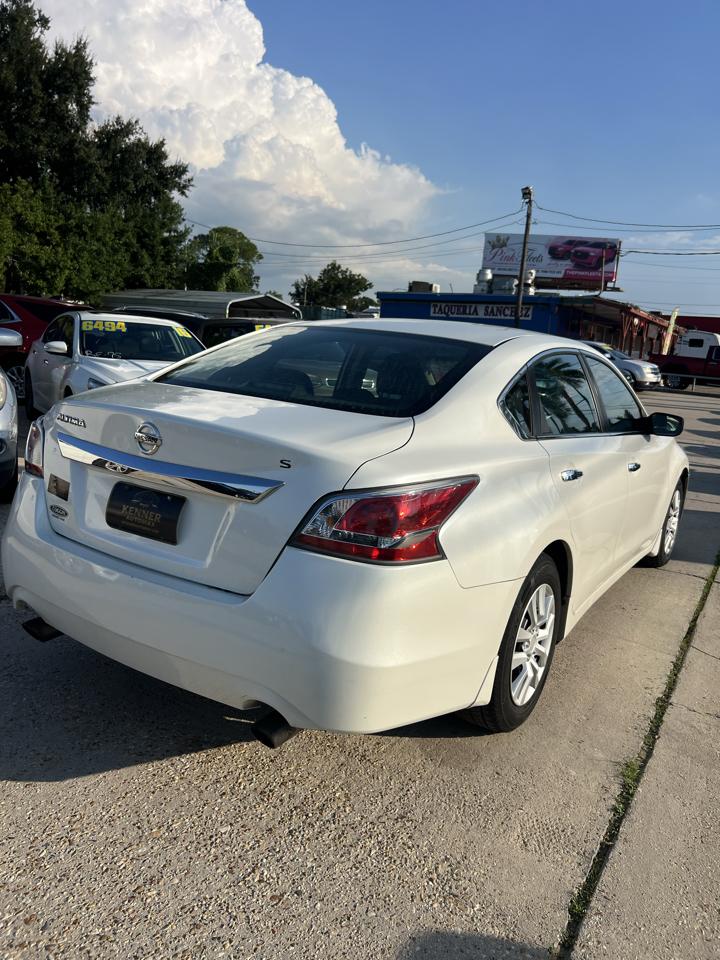 Nissan Altima 2.5 SV 2015