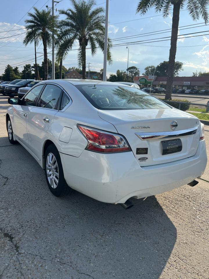Nissan Altima 2.5 SV 2015
