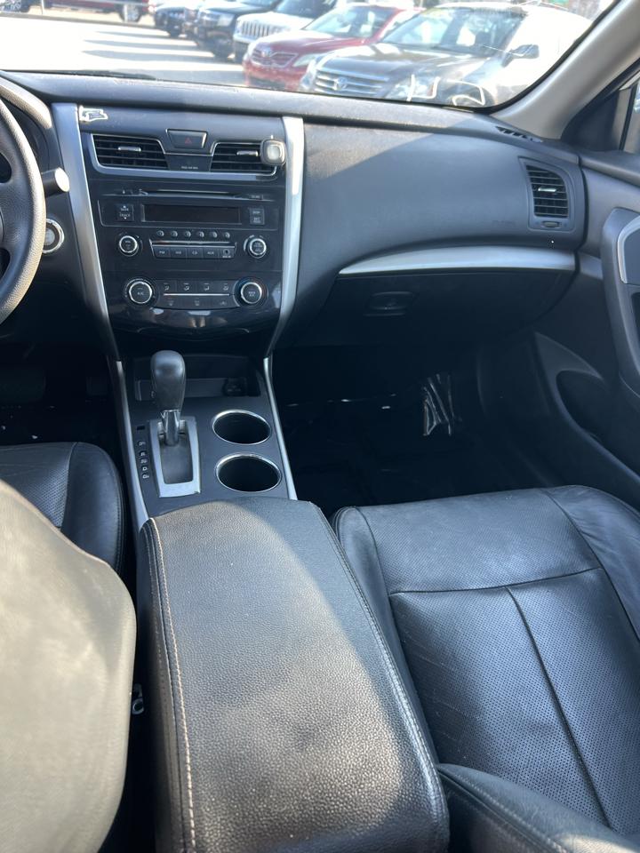 Nissan Altima 2.5 SV 2015