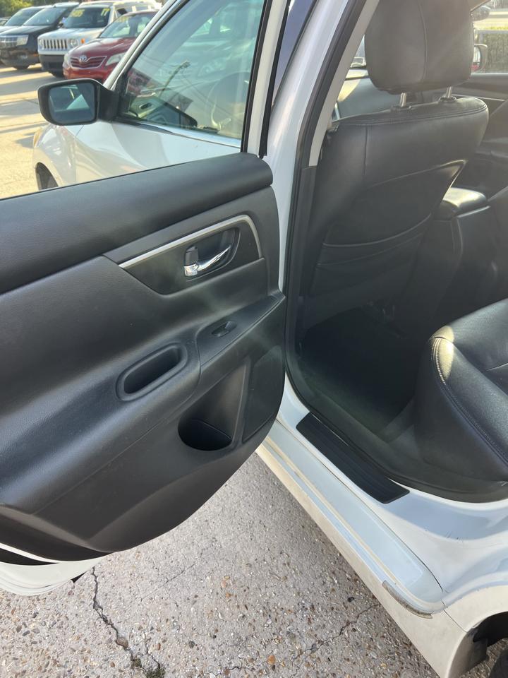 Nissan Altima 2.5 SV 2015
