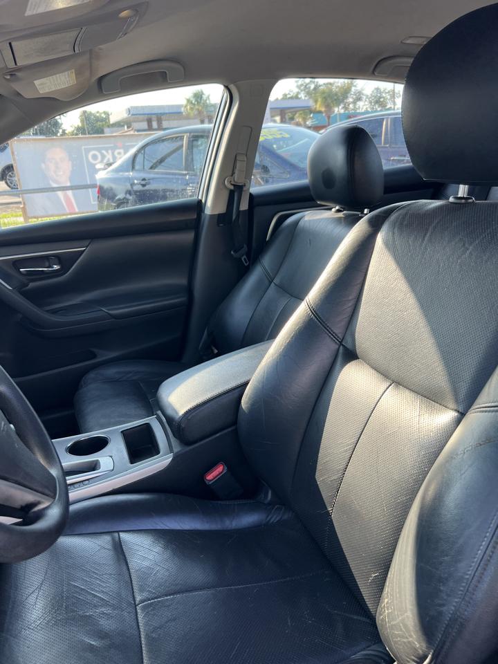 Nissan Altima 2.5 SV 2015