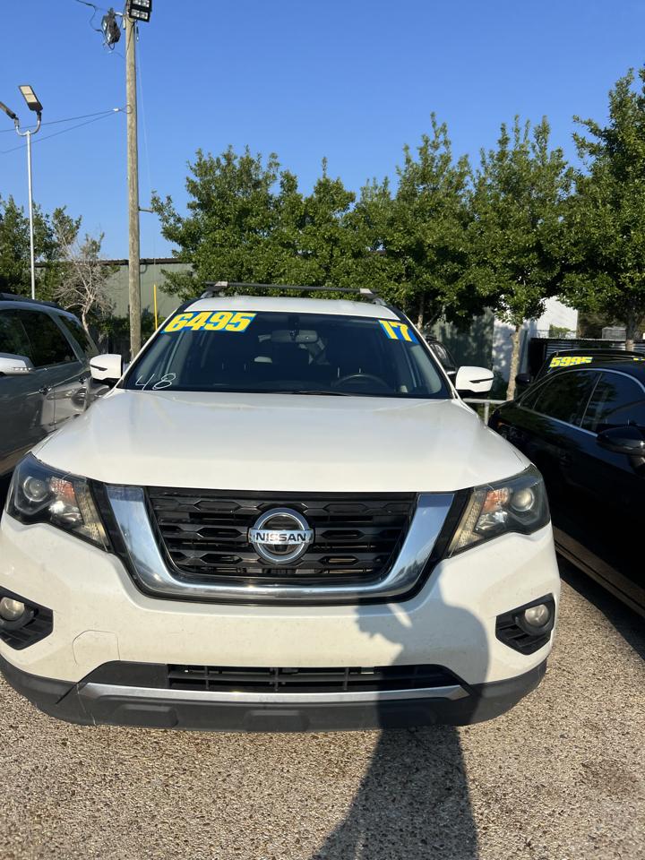 Nissan Pathfinder Platinum 2WD 2017
