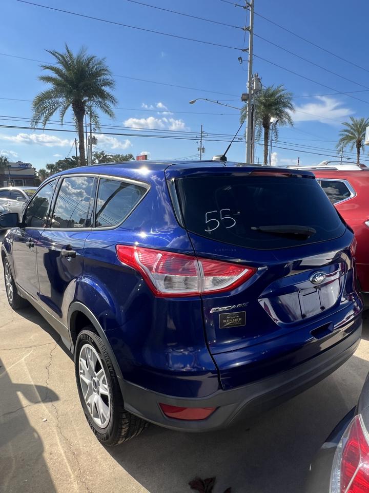 Ford Escape S FWD 2014