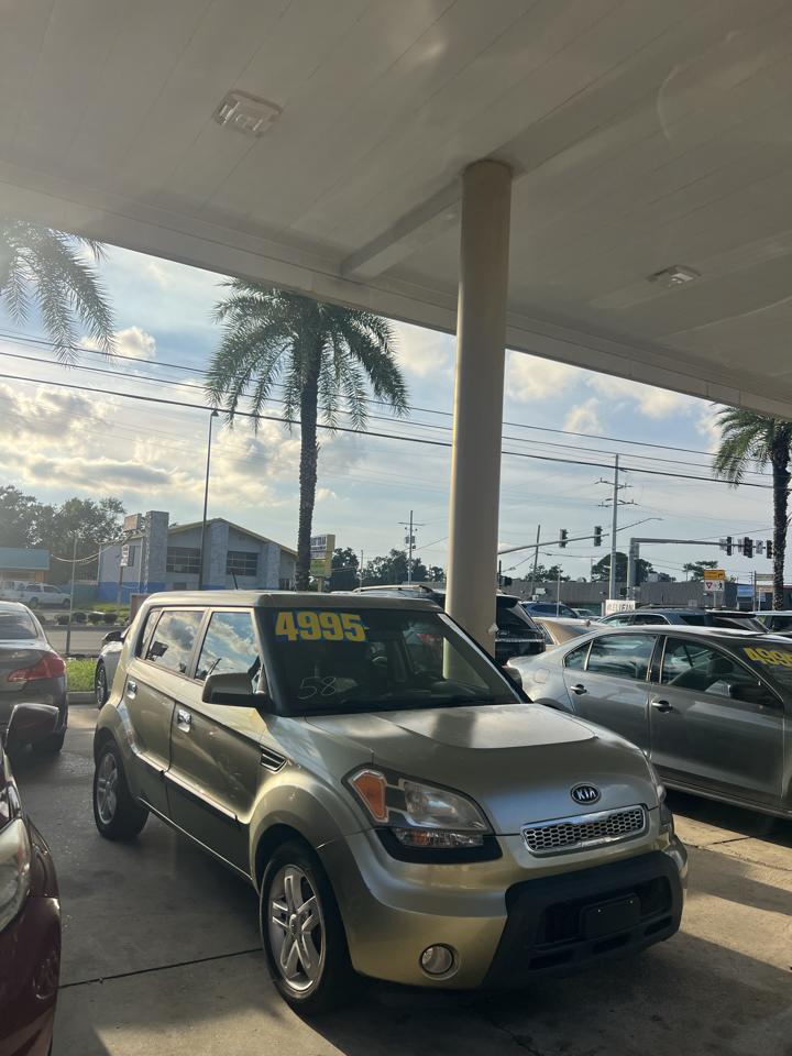Kia Soul + 2010