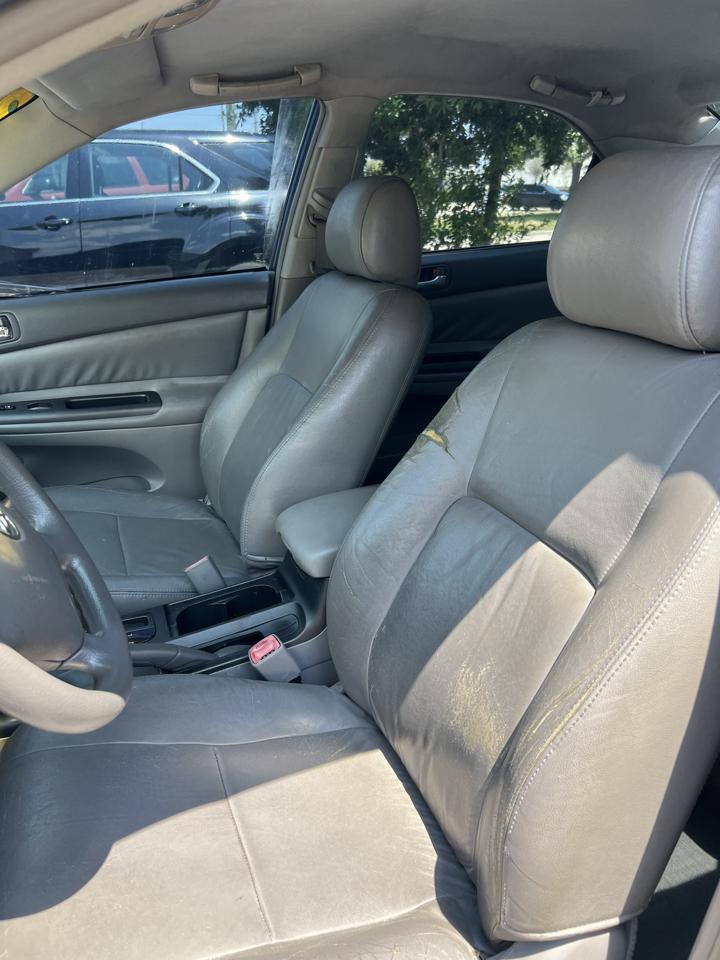 Toyota Camry LE 2005