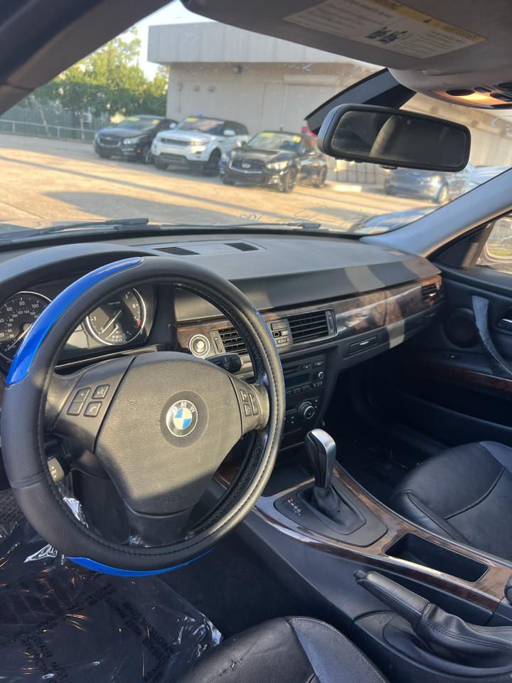 BMW 3-Series 328i xDrive 2011
