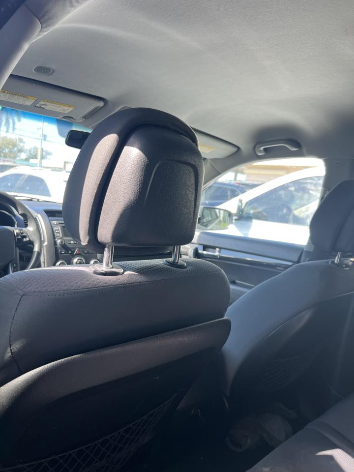 Kia Sorento LX V6 2WD 2013