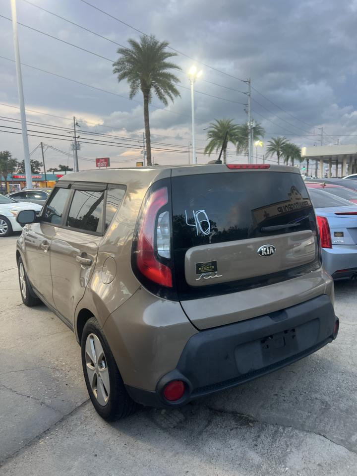 Kia Soul Base 6A 2016