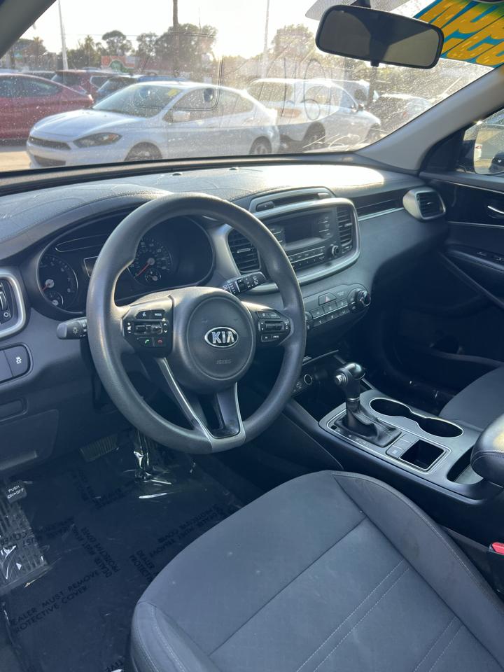 Kia Sorento LX 2WD 2016