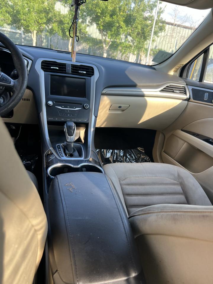 Ford Fusion SE 2014
