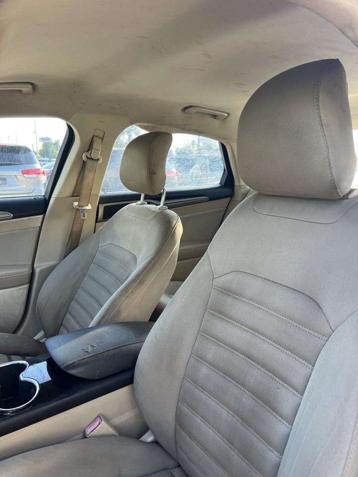 Ford Fusion SE 2014