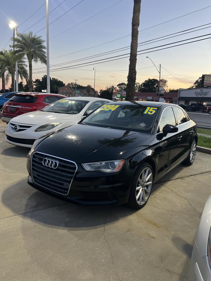 Audi A3 2.0T Premium Sedan quattro S tronic 2015