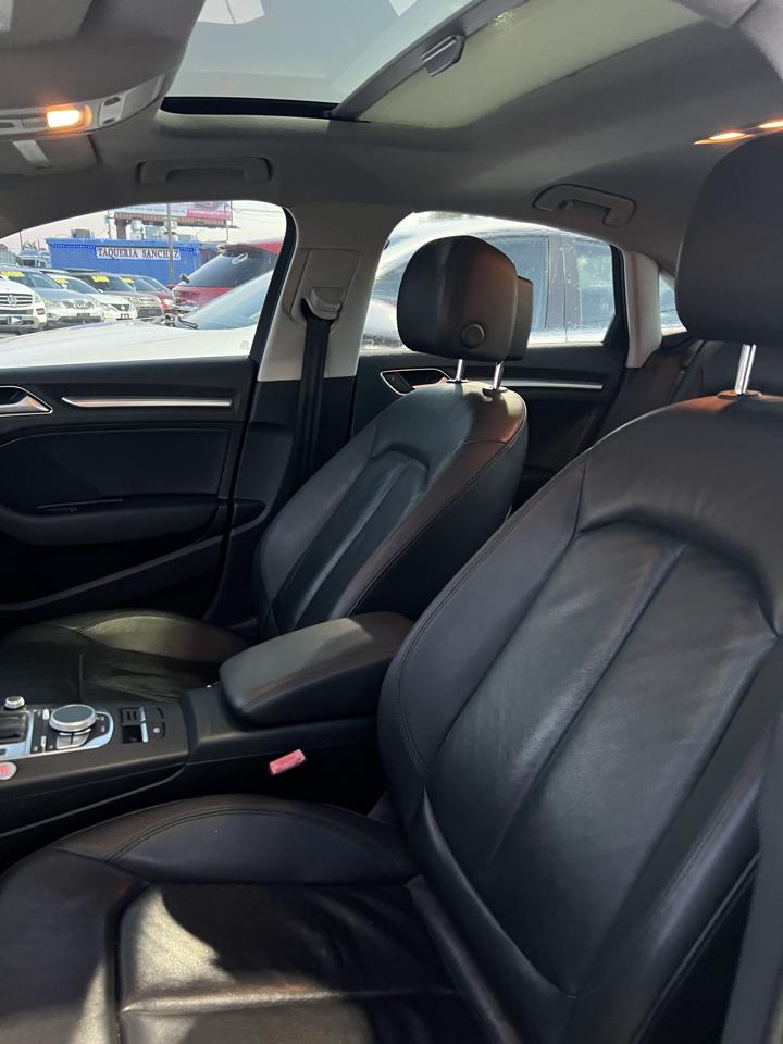 Audi A3 2.0T Premium Sedan quattro S tronic 2015
