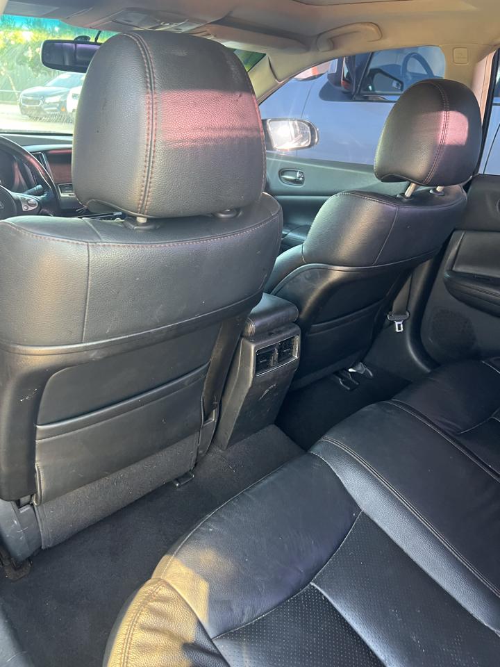 Nissan Maxima SV 2011