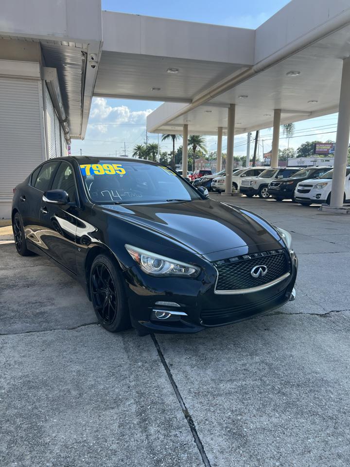 Infiniti Q50 Base 2015