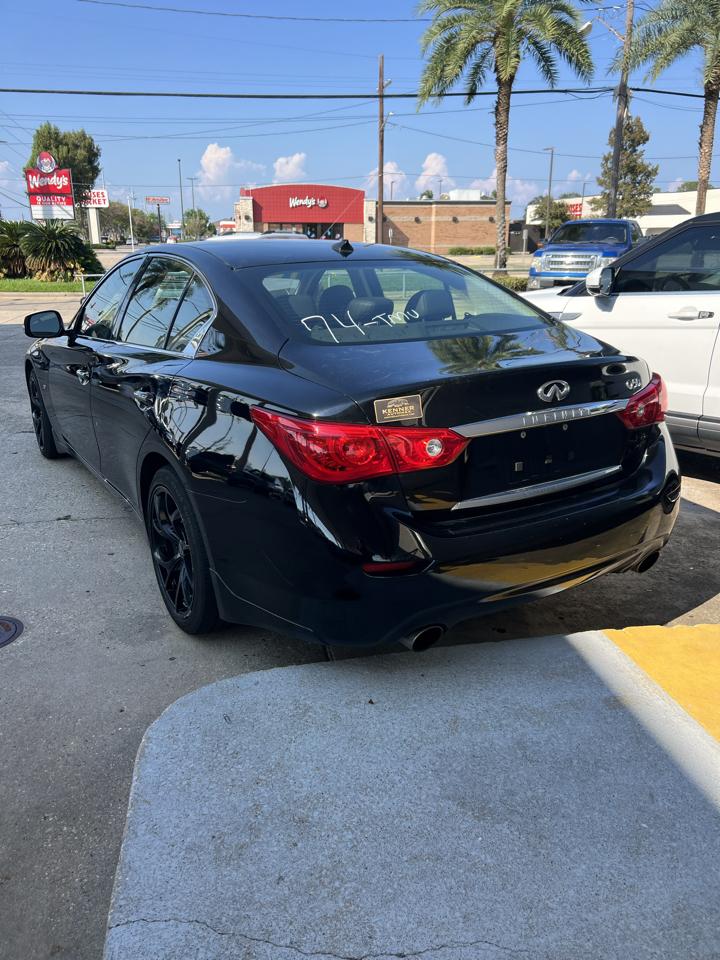 Infiniti Q50 Base 2015