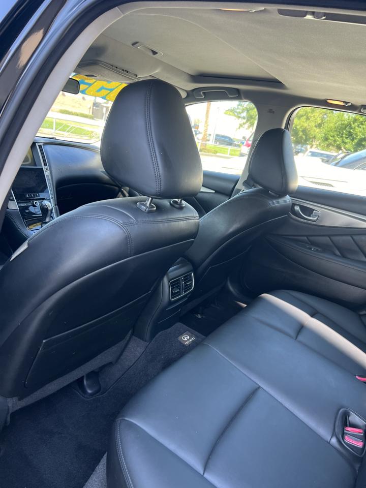 Infiniti Q50 Base 2015