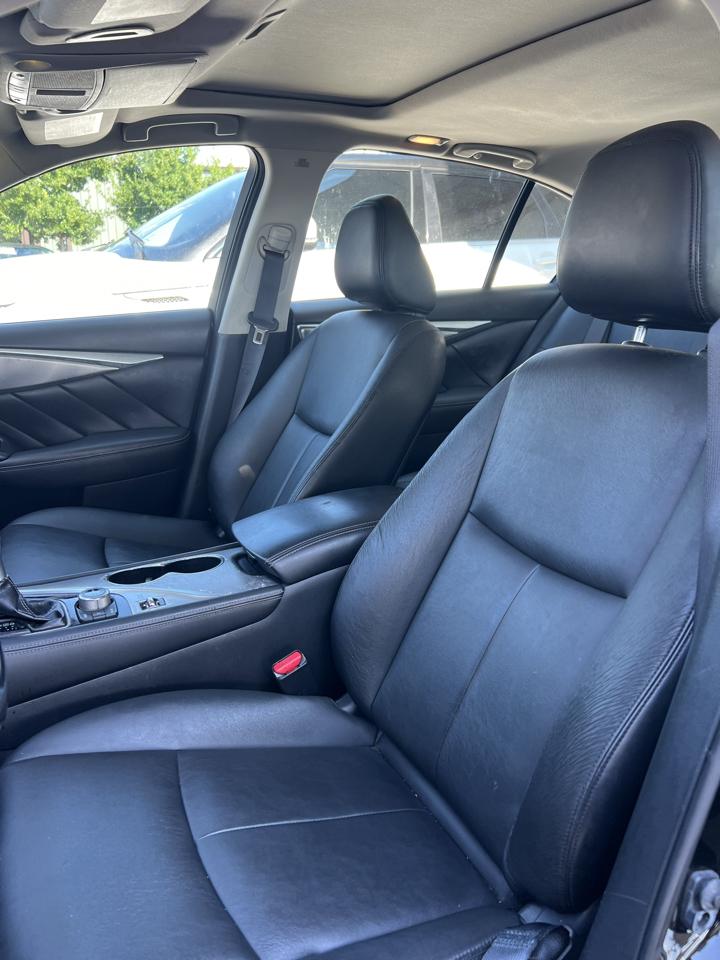 Infiniti Q50 Base 2015